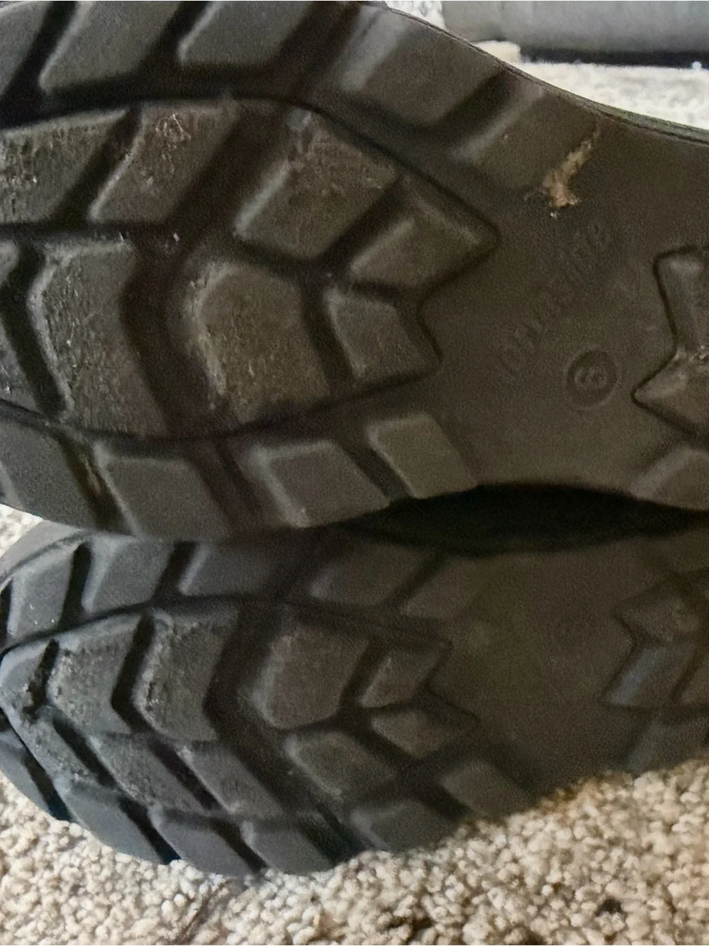 3M Thinsulate Kids Black Insulated Snow Boots with Toggle and Strap